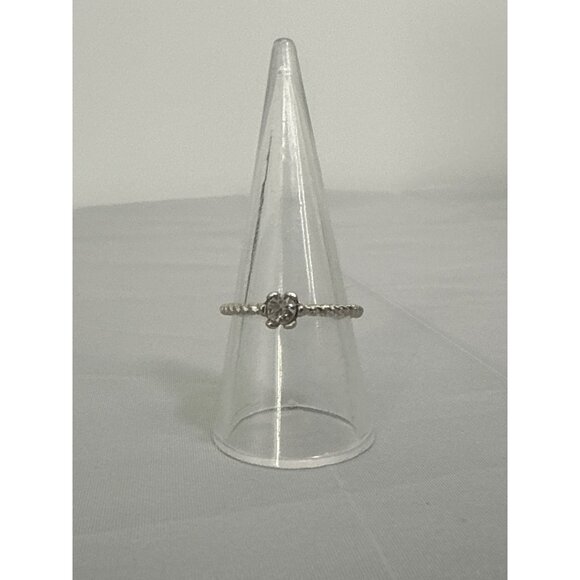 Silver Tone Twisted Band Ring With Clear Stone - Picture 5 of 6